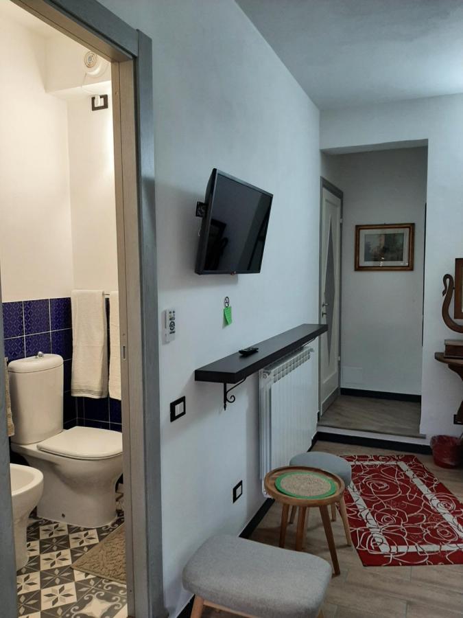 Retro' Beb Bed & Breakfast La Spezia Exterior photo